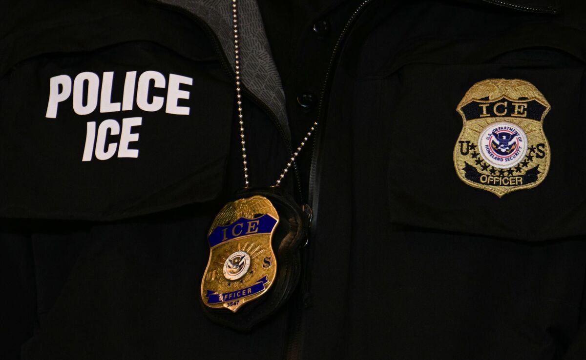 ICE Agent Charged in Shooting of Venezuelan Man in Minnesota