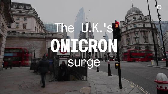 Omicron's Surge Is Turning London Into a Ghost Town