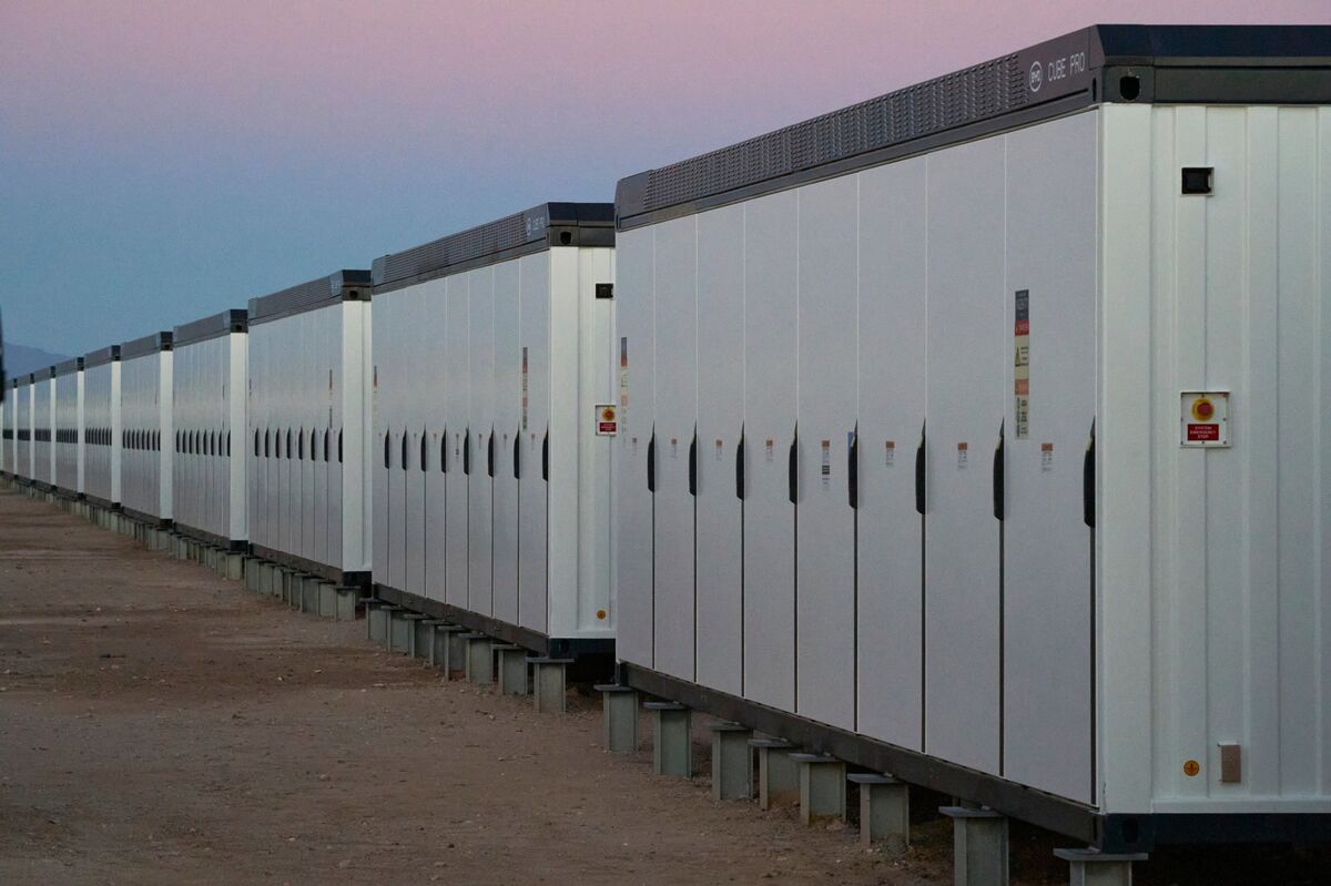 BlackRock’s Akaysha Gets A$300 Million to Grow Battery Fleet