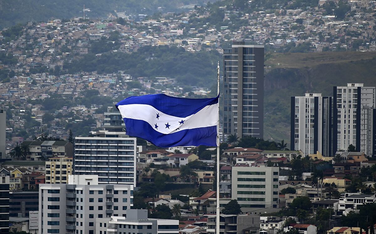 Honduras Launches Bond Buyback, Looks to Sell New Global Debt