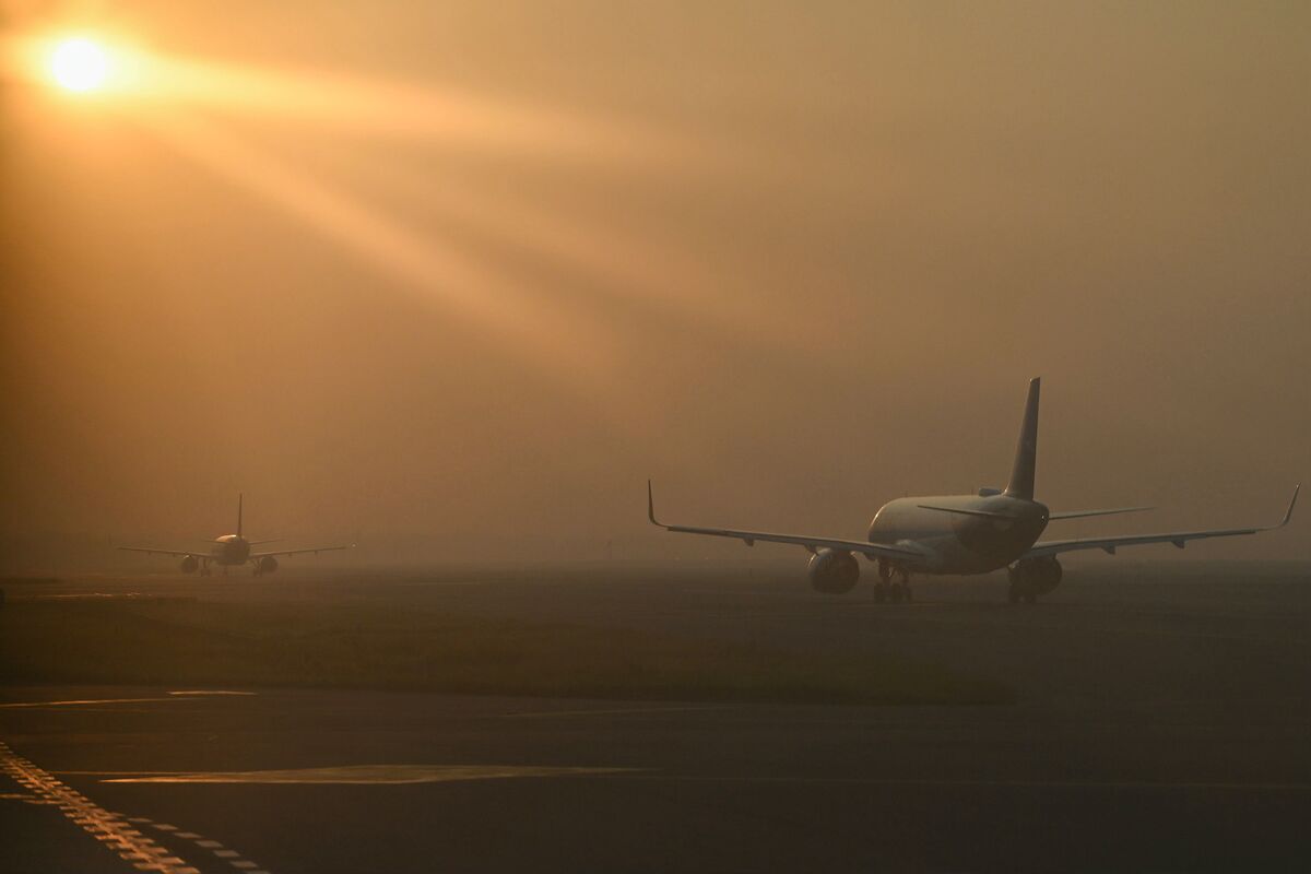 India’s Airlines Add to Passenger Care as Flight Time Rises