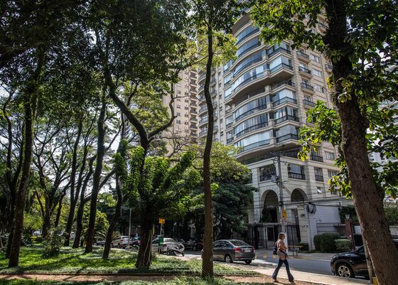 Luxury Home Sales Boom in Sao Paulo With Low Rates Spurring Demand