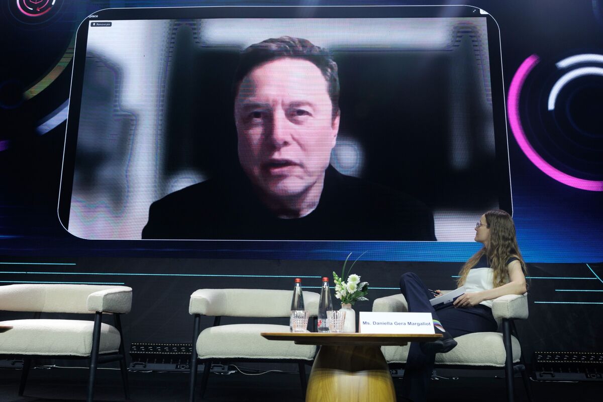 bloomberg.com - John Stepek - The Bull and Bear Cases For Elon Musk's SpaceX