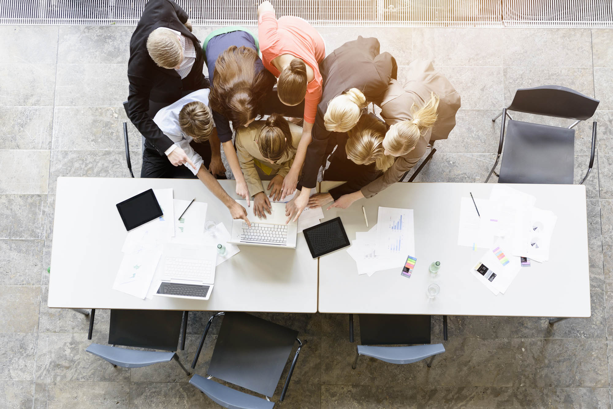 As Zenefits Stumbles, Gusto Goes Head-On by Selling Insurance - Bloomberg