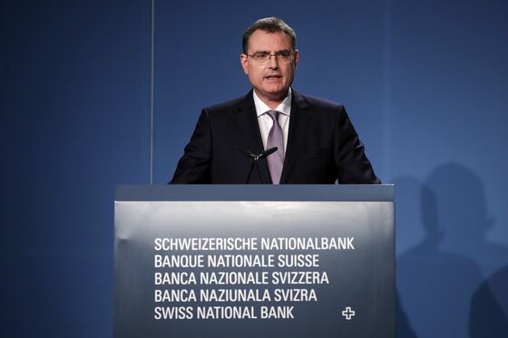 SNB Keeps Ultra-Loose Policy With a New Rate to Tame Currency