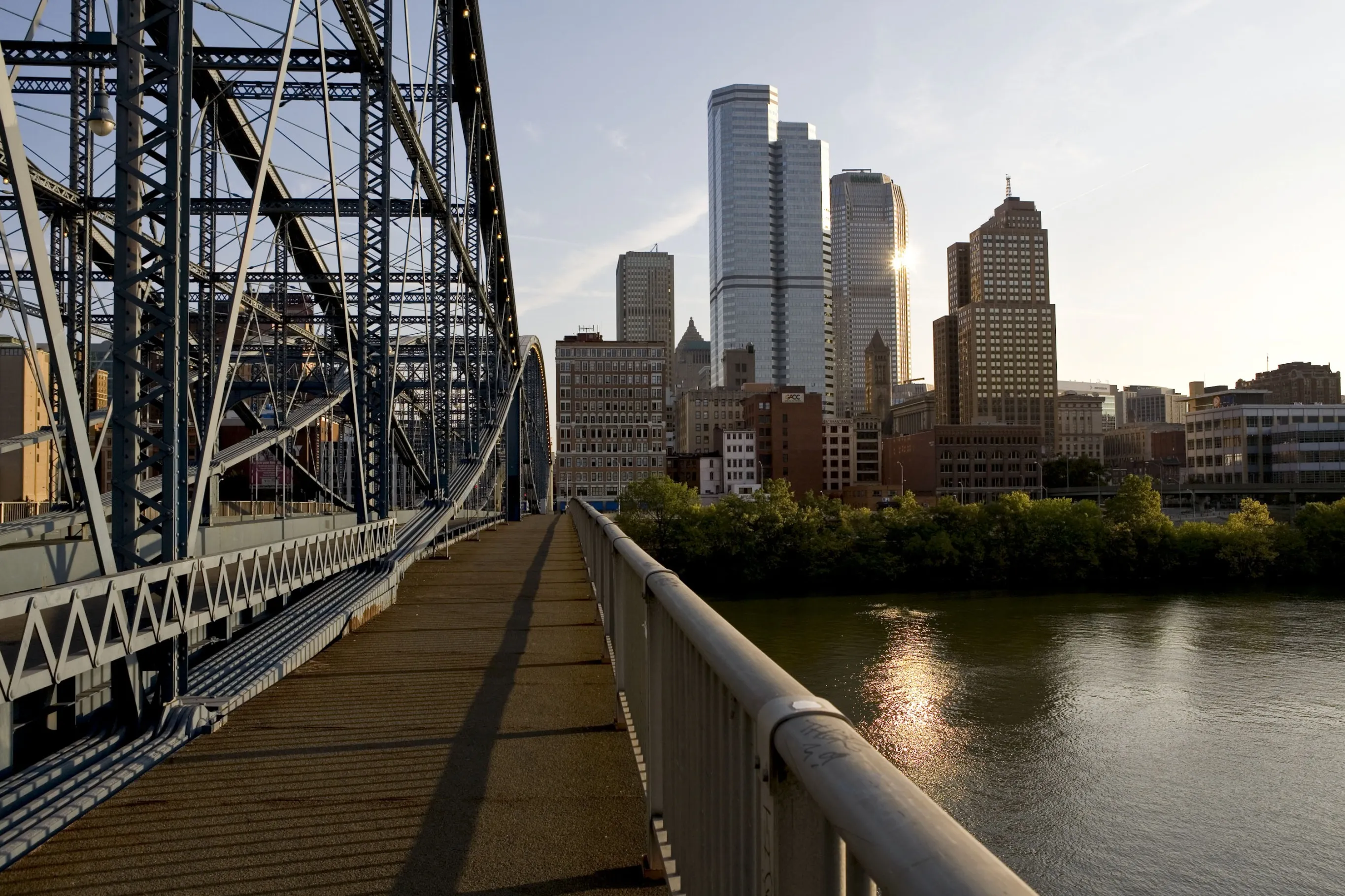The Smithfield Street Bridge spans the Monongahela River leading toward downtown Pittsburgh, Pennsylvania.