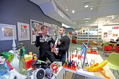 Bradford Shellhammer, left, and Jason Goldberg, both of the start-up high-end e-commerce site called Fab.com, in New York, Jan. 5, 2012. Entrepreneurs are finding that many investors will keep the money flowing even when an unsuccessful start-up decides to take an entirely new direction. (Marilynn K. Yee/The New York Times)