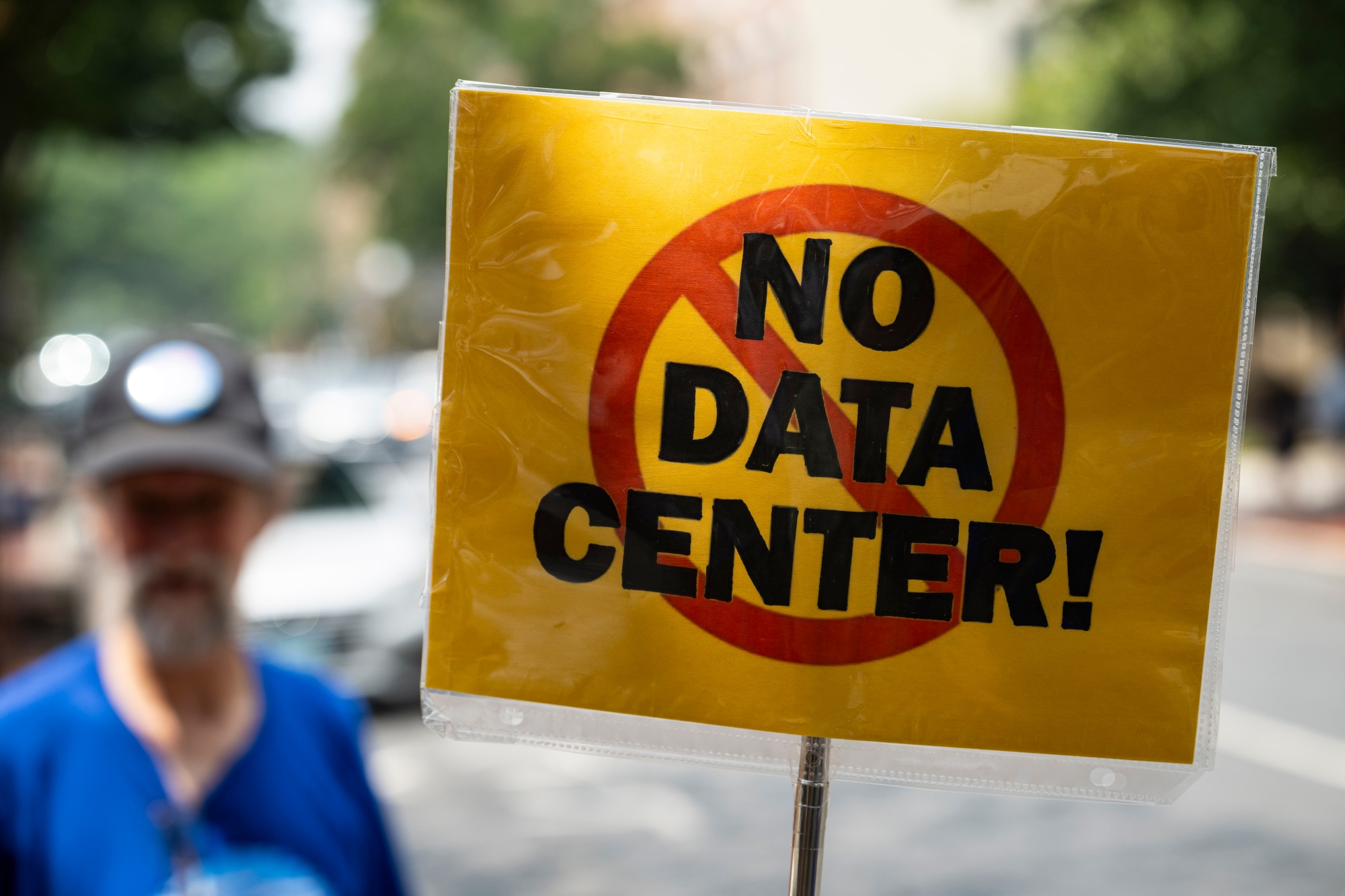 A “No Data Center!” sign