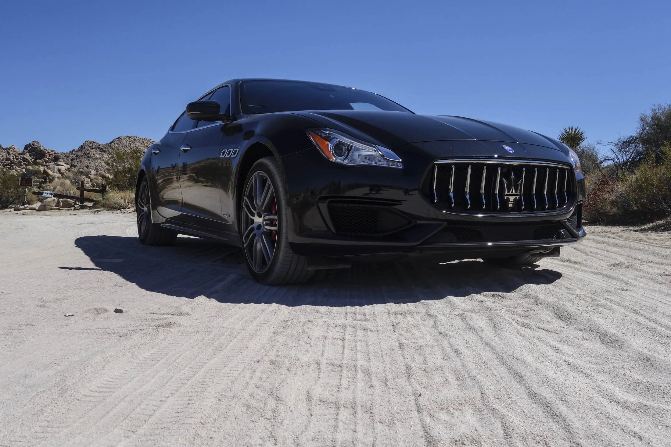 2018 Maserati Quattorporte Review: Eight Things It Could Do Better -  Bloomberg, image size:2200x1467