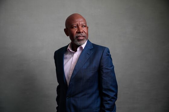 S. Africa Monetary Policy Can’t Fix Economy Alone, Kganyago Says