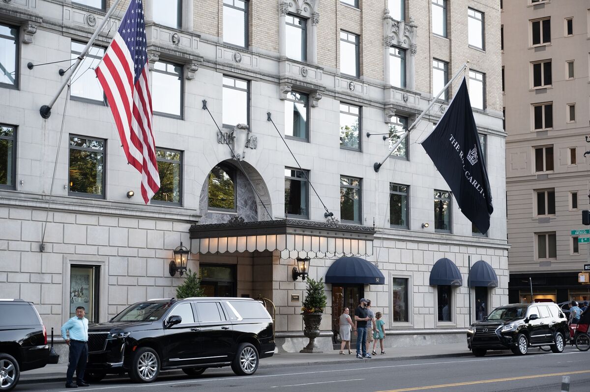 Ritz-Carlton Owner to Sell Hotels in New York and Washington.