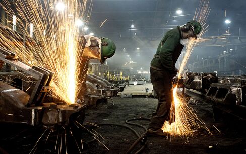 Economy in U.S. Grew at 2.7% Rate, More Than First Estimated