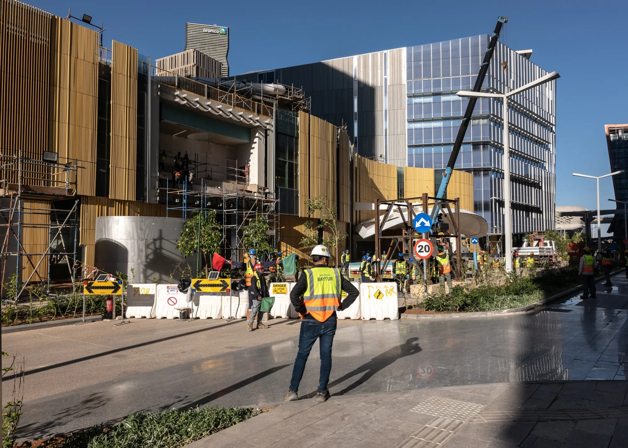 Construction work at a commercial site in Riyadh.