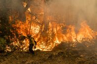 More California Fires Erupt As Dry Winds Make State A Tinderbox