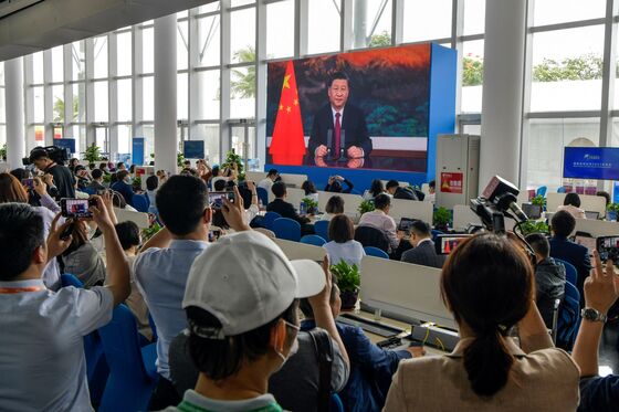 Zhou Warns of Stimulus Cost; Xi Urges Cooperation: Boao Update