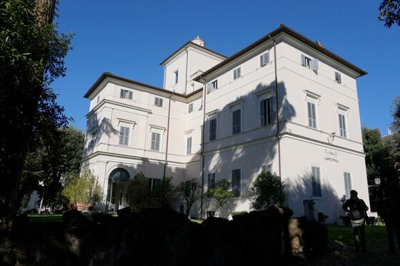 Italians Warn Culture’s for Sale in $533 Million Villa Auction