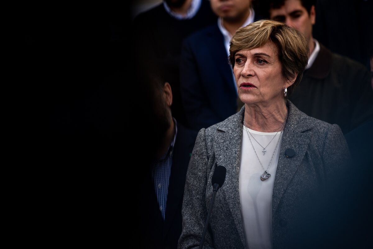Pro-Business Chilean Presidential Contender Trails a Communist and Right-Winger