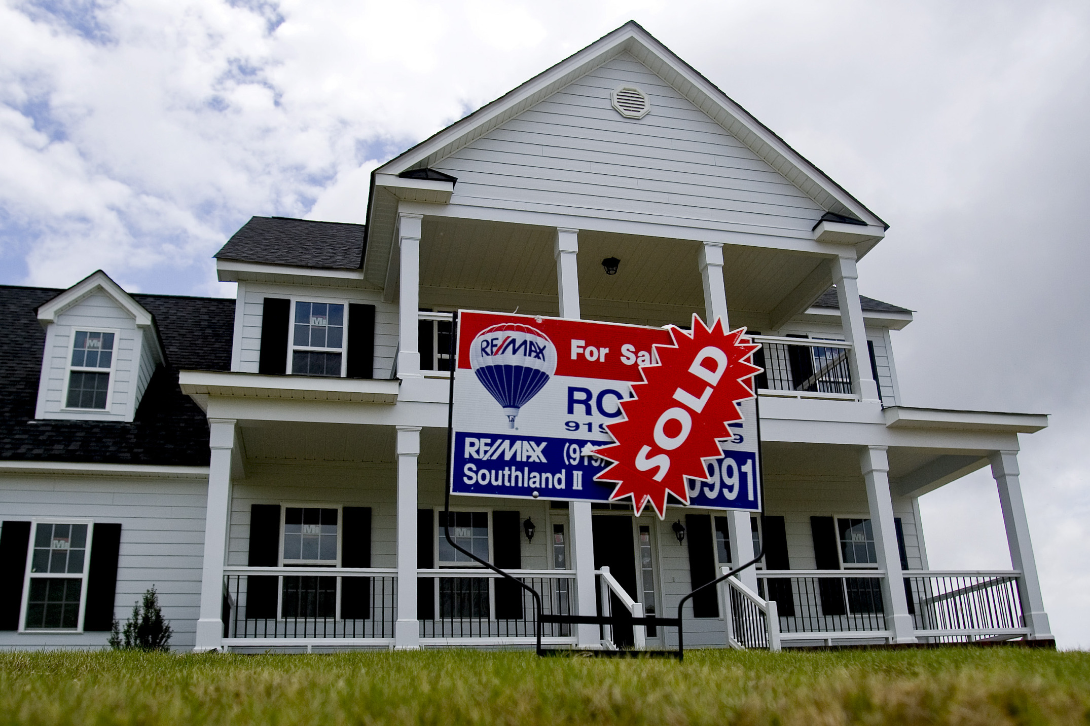 米中古住宅販売、7カ月連続で減少－住宅ローン金利高騰が打撃に Bloomberg