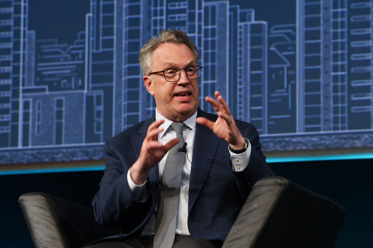Fed’s Williams Says No Obvious Direction Ahead for Rates