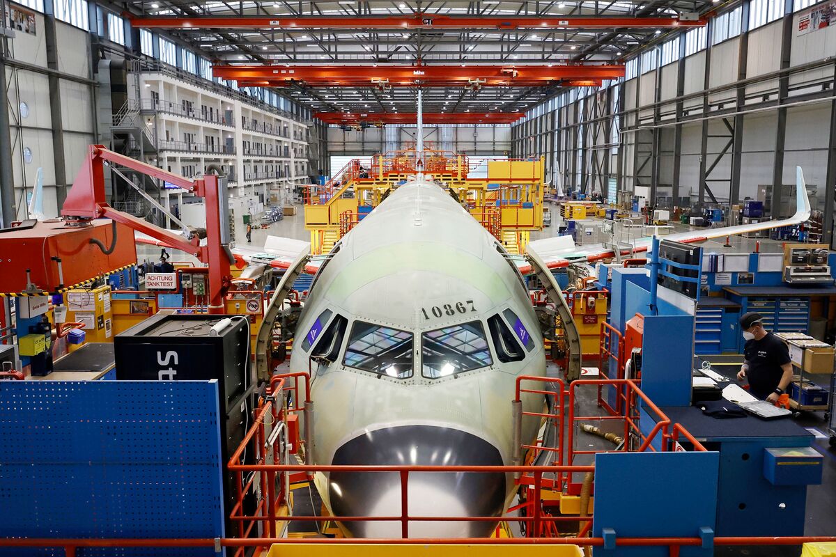 Airbus Unsure of Reaching A320 Target Because of Pratt Problems