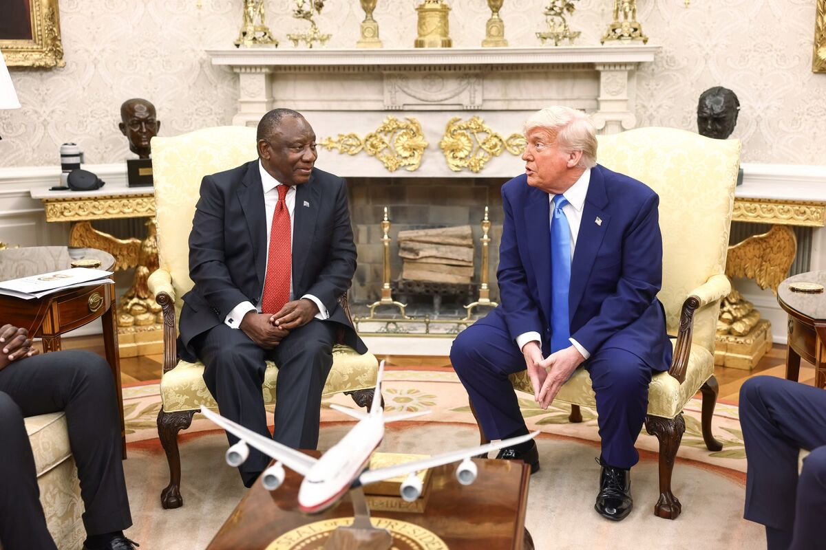 South African President Ramaphosa Recalls 'Ambush' Meeting with Trump at White House