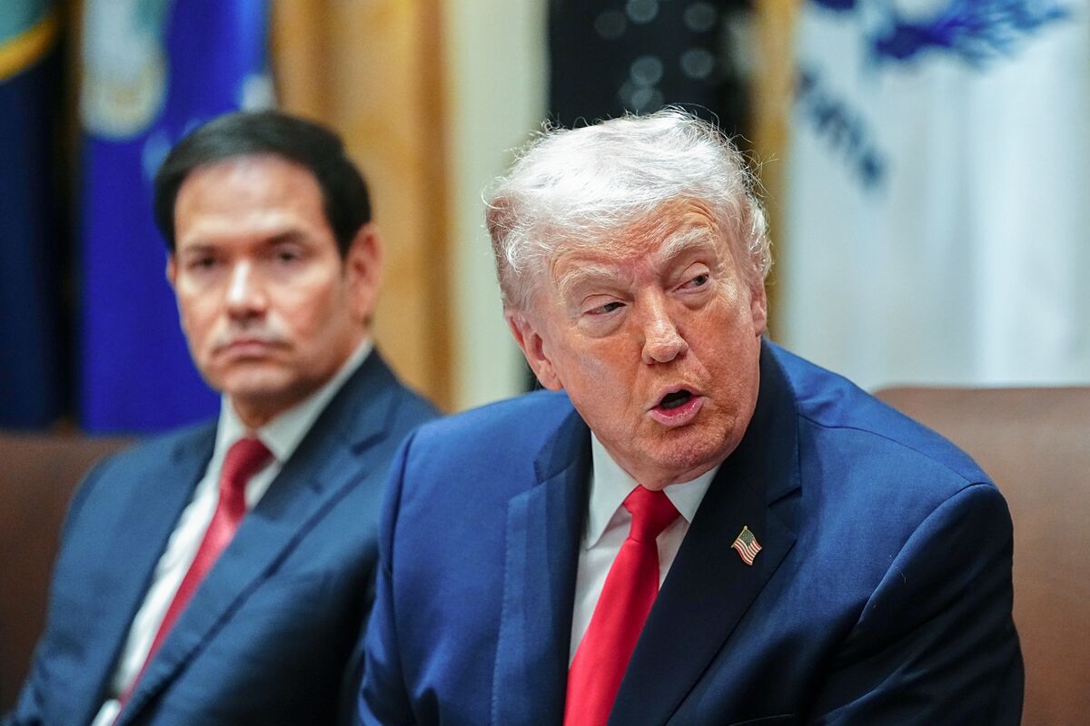 bloomberg.com - Shawn Donnan - Trump's Slow-Burn Changes in US Economic Path