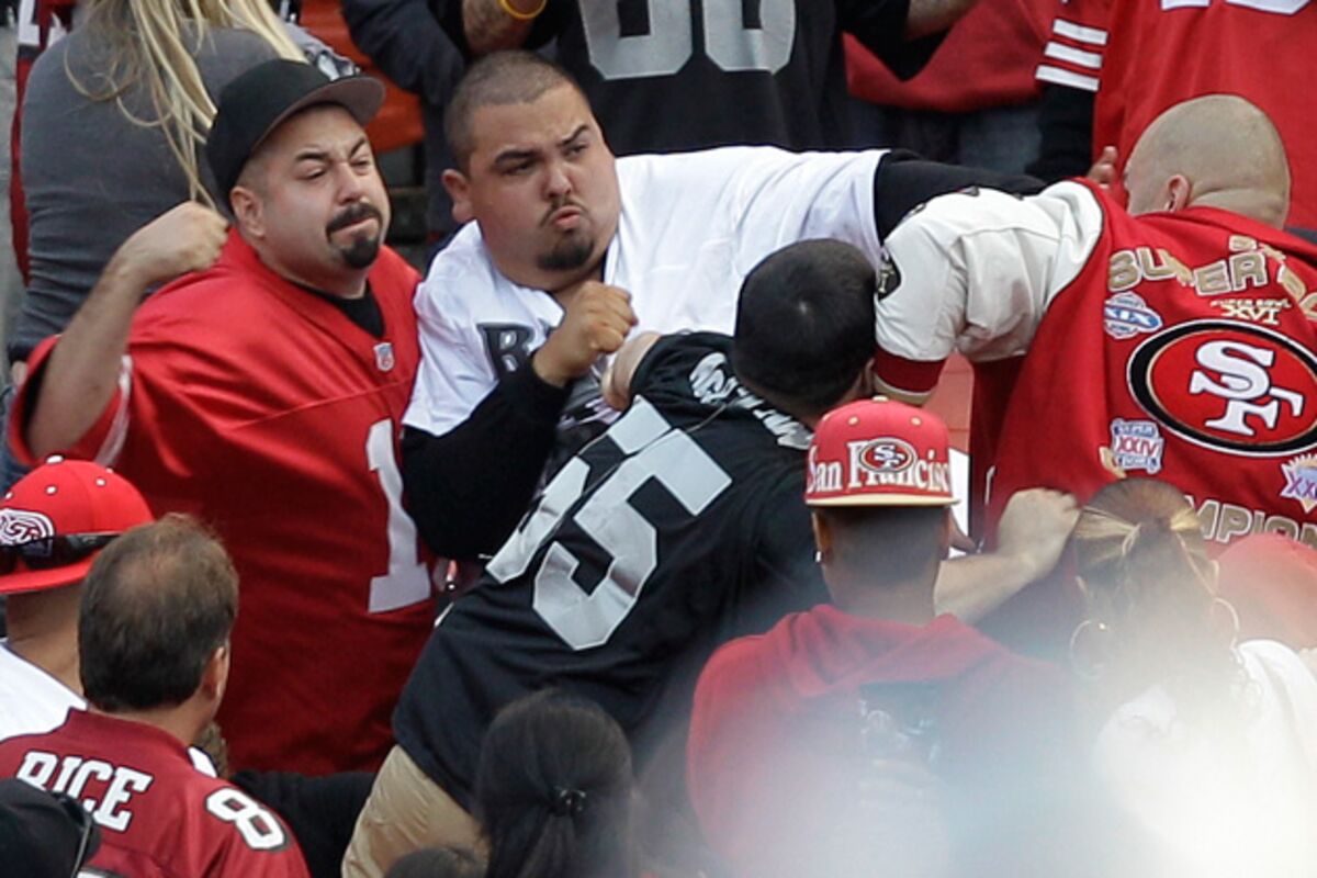 49ers fans get into brawl at preseason game in front of several children