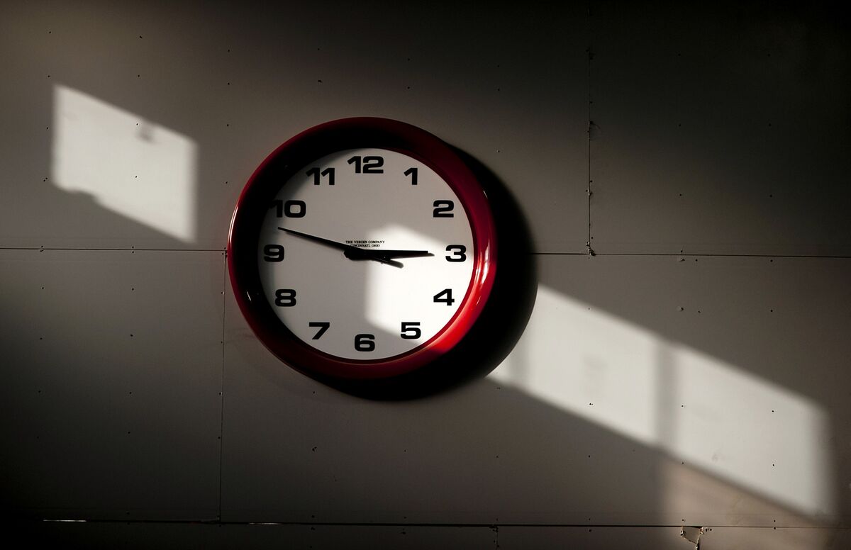 EU Parliament Votes to Stop Clock Changes as Nations Bide Time Bloomberg
