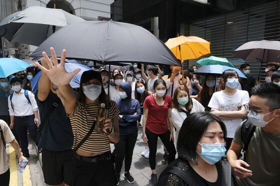 Protests Dwindle, Police Arrest More Than 300: Hong Kong Update