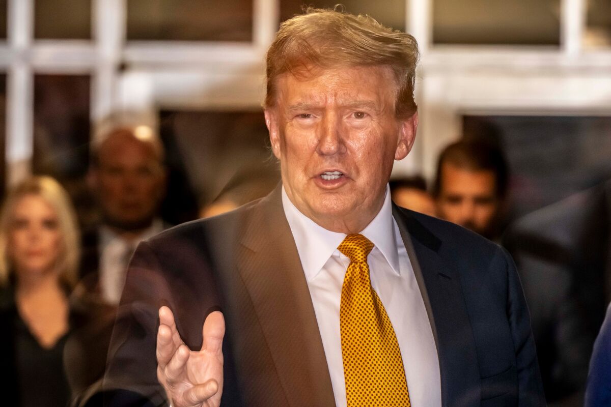 Trump Vows to Aid Convicted ‘Silk Road’ Founder in Crypto Appeal ...