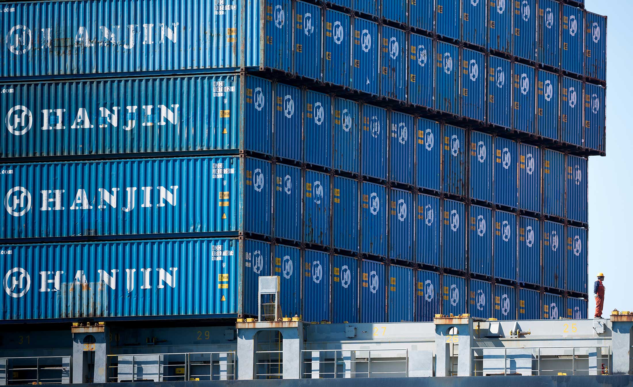 Shipping group. Лого контейнер Hanjin. China - shipping Container display. Фото China Cosco shipping Corporation. China’s shipping Containers pile up at overcrowded Port as overseas orders dwindle.