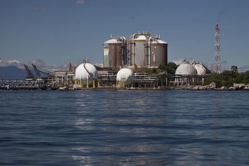 Petrobras Storage Tanks