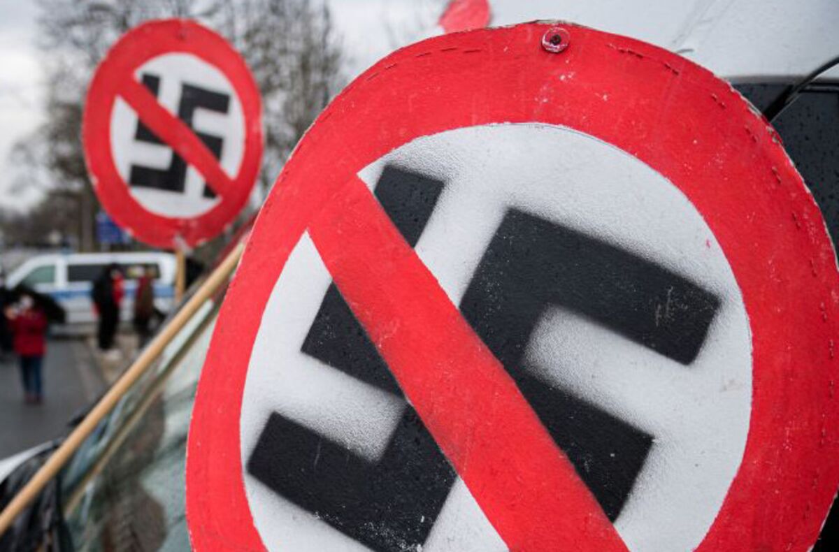 スイス、公の場でのナチスのシンボル掲示禁止を計画－違反すれば罰金