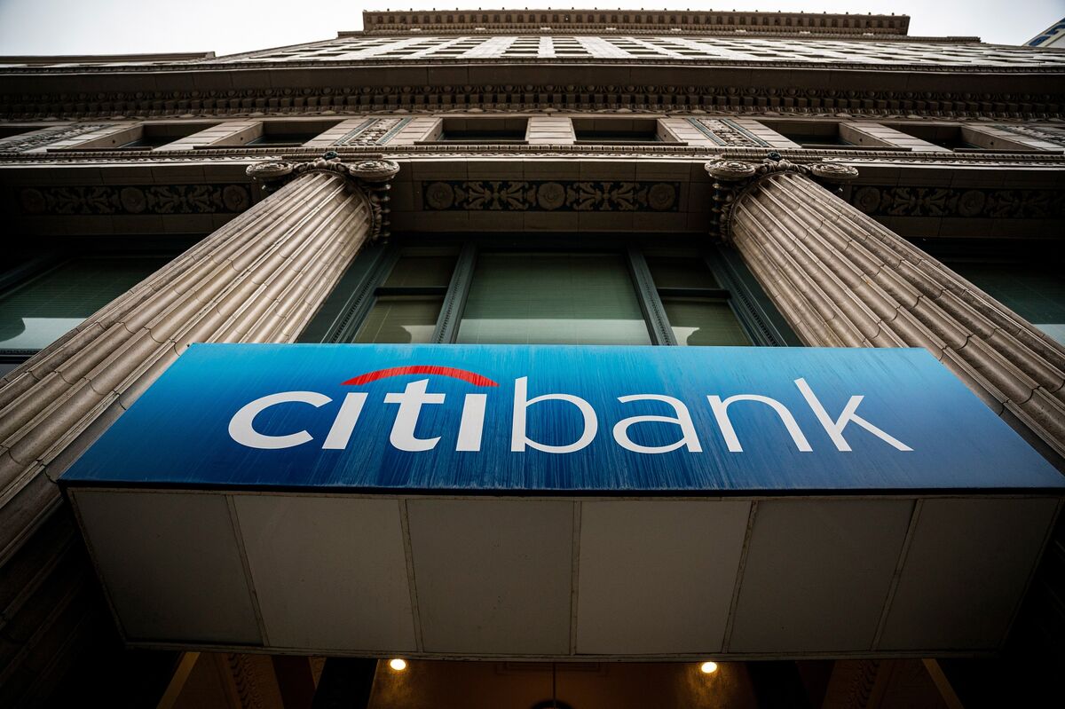 Citigroup Investment BankersTold to Control Their Drinking at Client