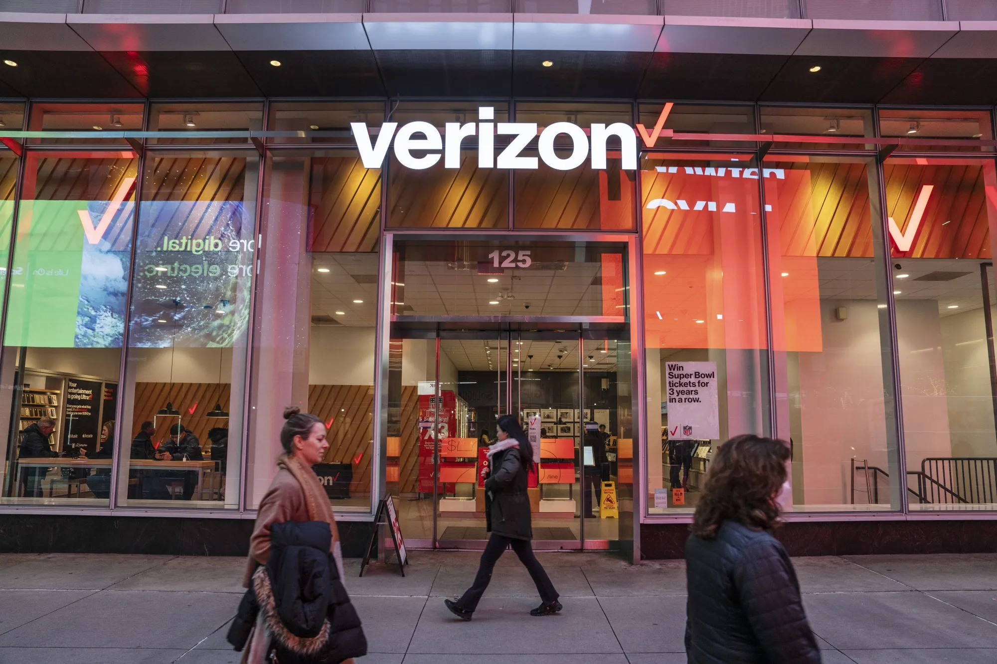 A Verizon store in New York
