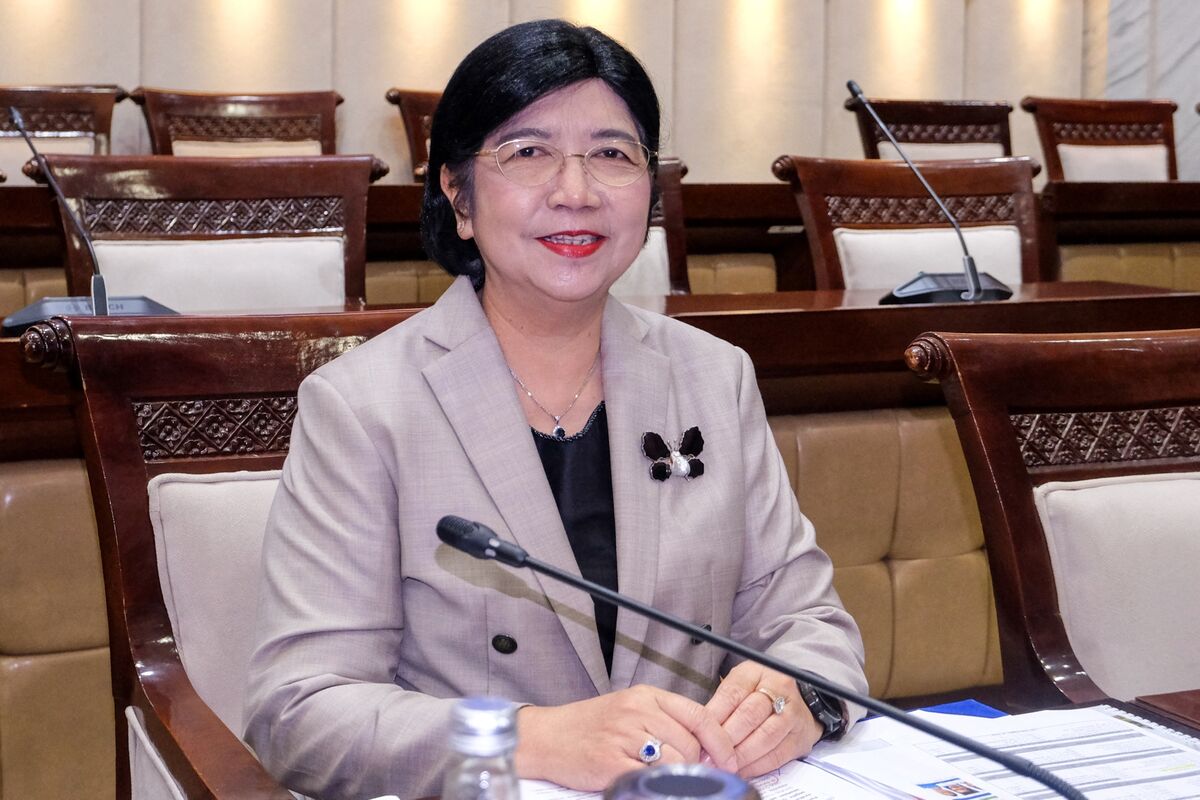 Destry Wins Lawmakers’ Approval to Become Head of Bank Indonesia