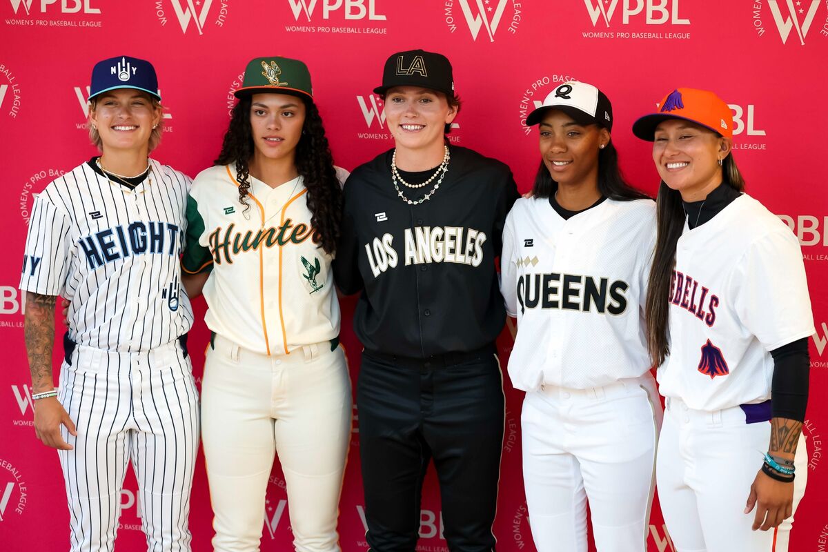Women’s Pro Baseball Has to Outgrow Softball’s Shadow