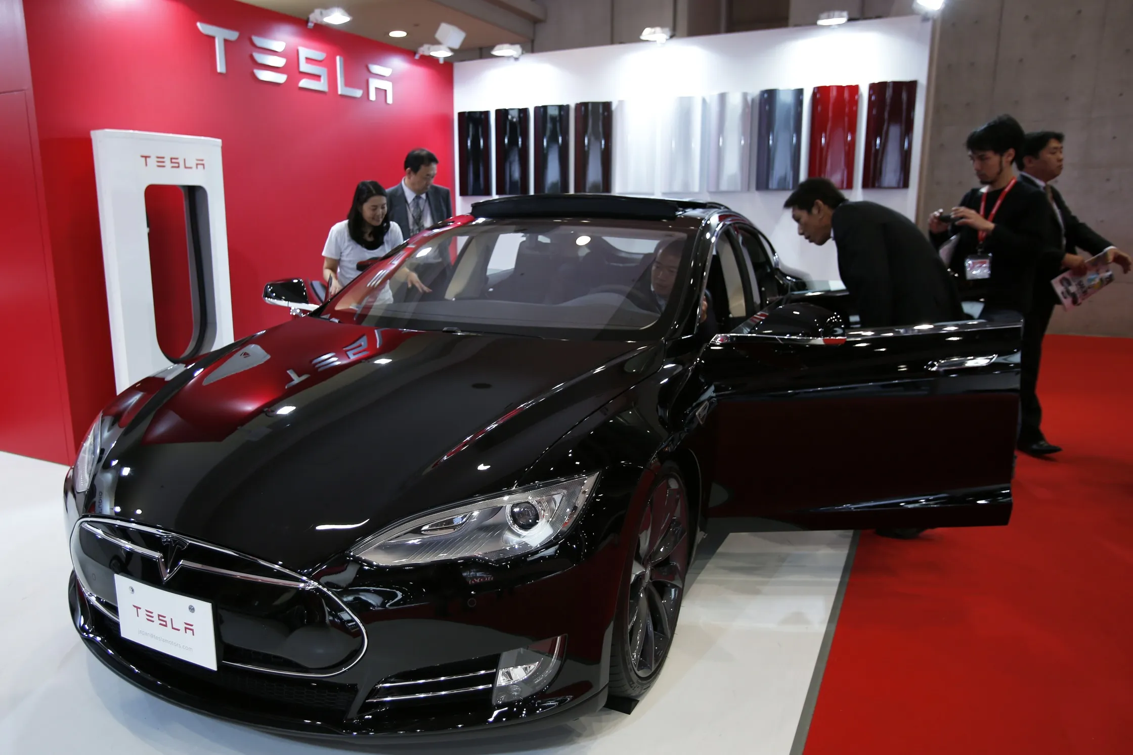 tesla motors japan