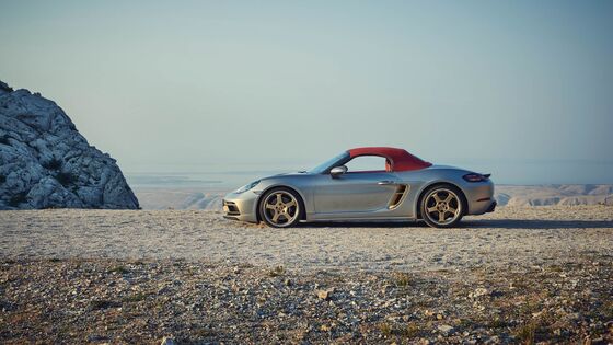 After 25 Years, Celebrating the Little Car That Saved Porsche