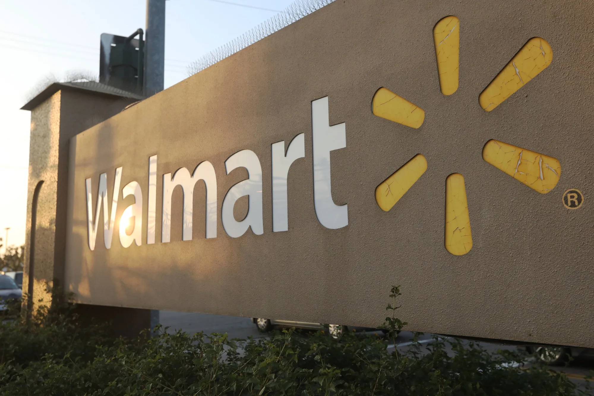 A Walmart Store Ahead Of Earnings Figures