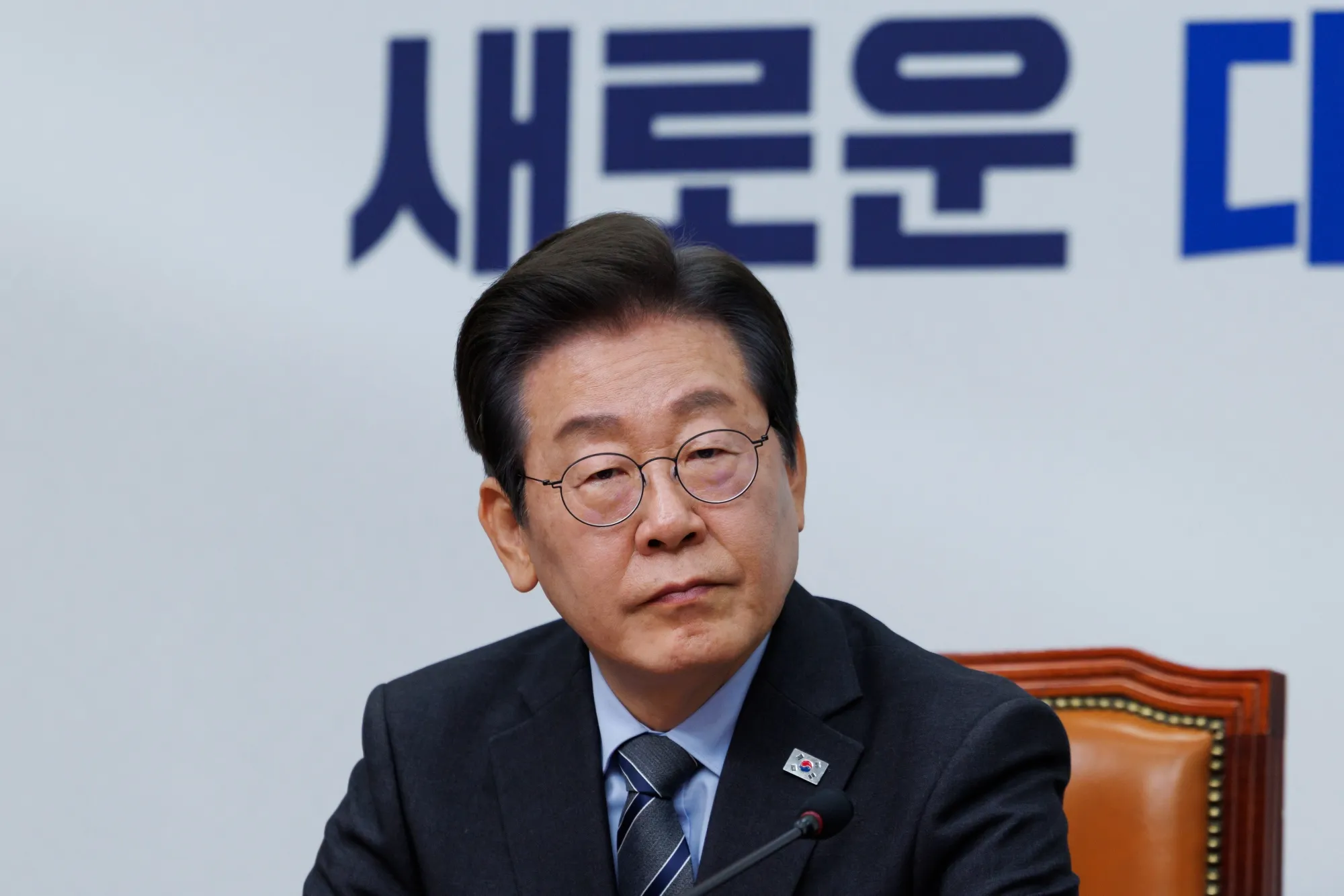 How South Korea’s Political Crisis Paved the Way for Lee Jae-myung’s Presidential Comeback 3 South Koreans' Support for Democratic Opposition Lee Rises Before Election