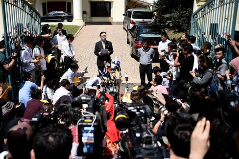 Kang Chol (C), North Korea’s ambassador to Malaysia, addresses journalists outside the embassy on February 20, 2017.