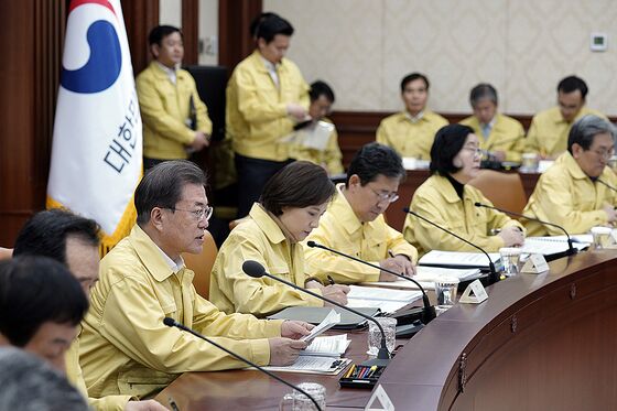 South Korea Braces for Economic Pain as Virus Cases Soar