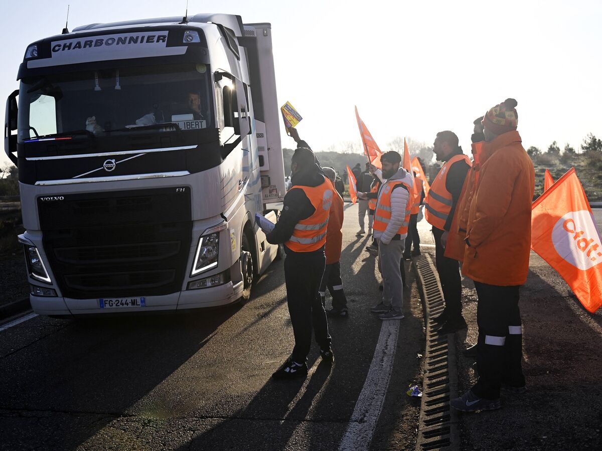 Chelsea French Porn Forced - French Strike: Unions Bet on Protest Surge Against Macron Pension Plan -  Bloomberg