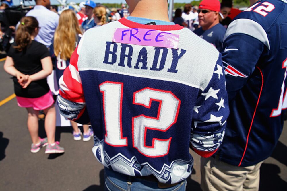 tom brady alternate jersey