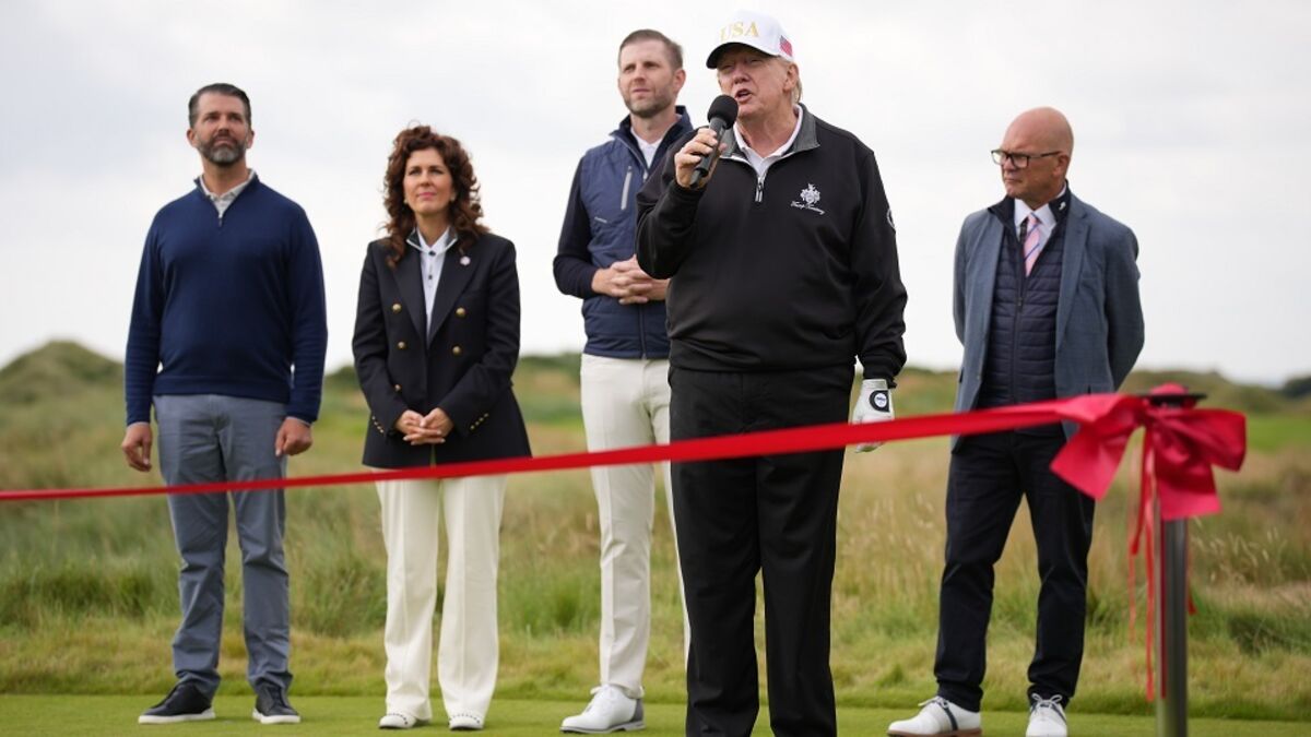 ⚫️ BLOOMBERG: Trump inaugura un nuovo campo da golf in Scozia al termine di una visita nel Regno Unito