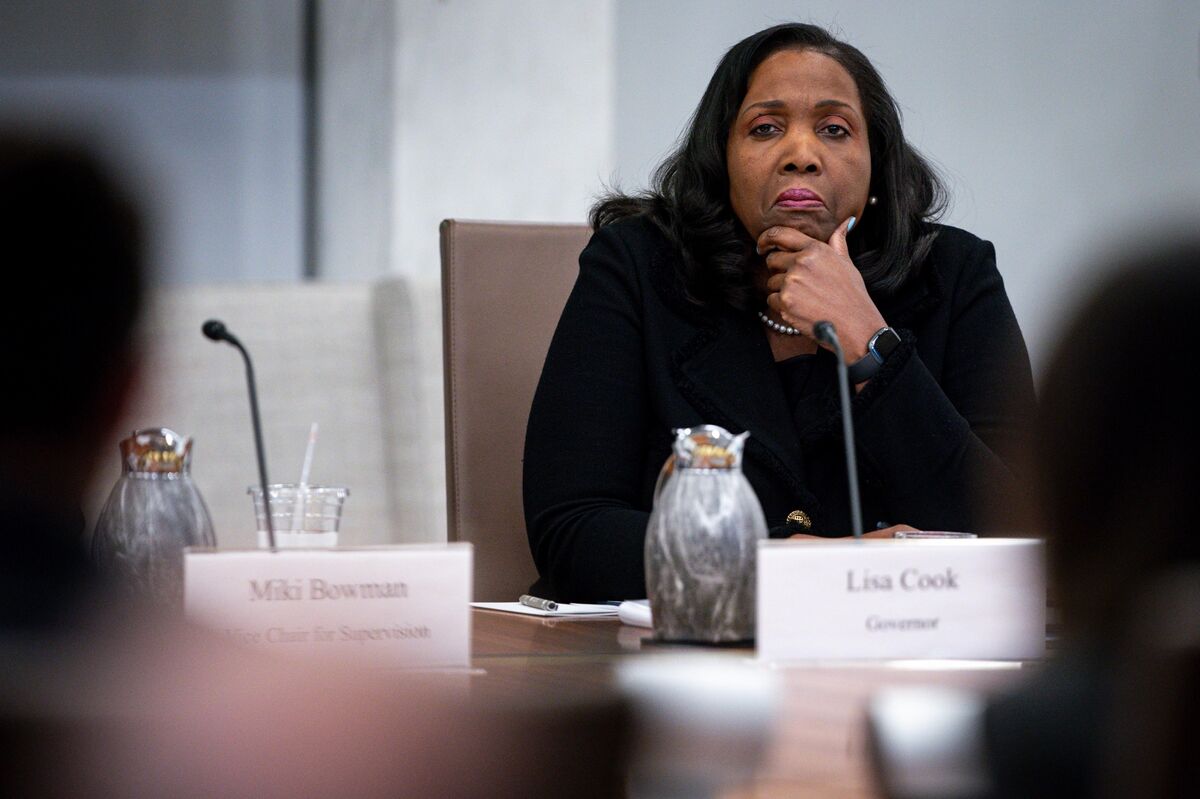 ⚫️ BLOOMBERG: La Corte Suprema degli Stati Uniti si pronuncia sul destino della governatrice della Federal Reserve, Lisa Cook