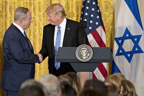 トランプ米大統領とネタ ニヤフ・イスラエル首相