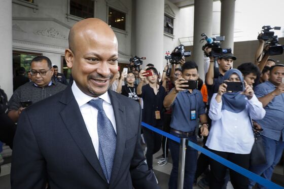 Malaysia Charges Ex-1MDB Chief and Najib for Audit Tampering