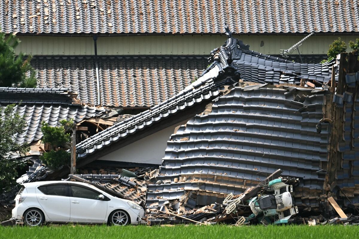 bloomberg.com - Japan Earthquake's Insurance Claims May Top $1.1 Billion, BI Says